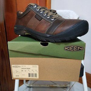 Size 12 Keen Steel Toe shoes